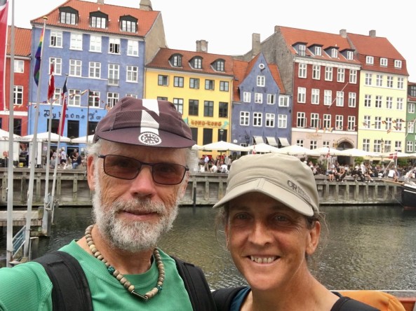 8C3E4F6F-B851-4318-8028-5C287FCAE5FD